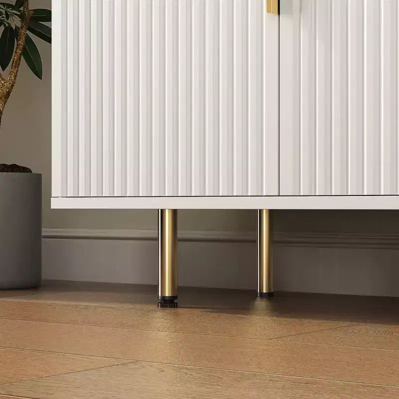 Credenza moderna a buffet scanalata con ripiani regolabili, Credenza e consolle d'accento