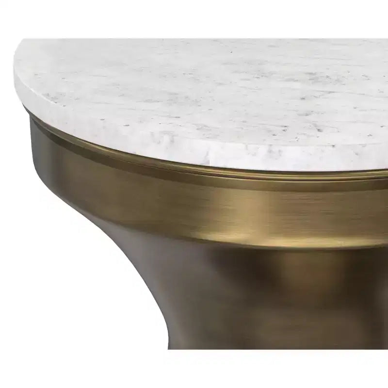 Tavolino in metallo da 14 pollici di larghezza, piano in marmo bianco con base in ottone anticato, completamente assemblato