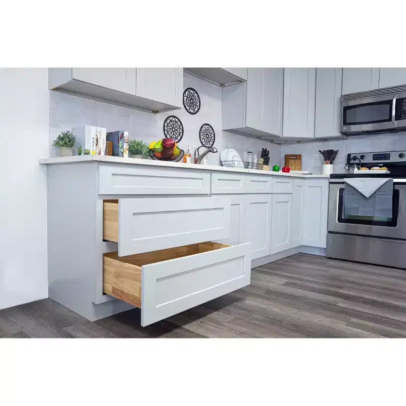 Pensile da Cucina Base Shaker 30,5 cm L x 106,7 cm A x 22,9 cm P, Telaio in Legno Massiccio, Vernice a Bassa Emissione di VOC a Base d'Acqua, RTA, Grigio Tortora